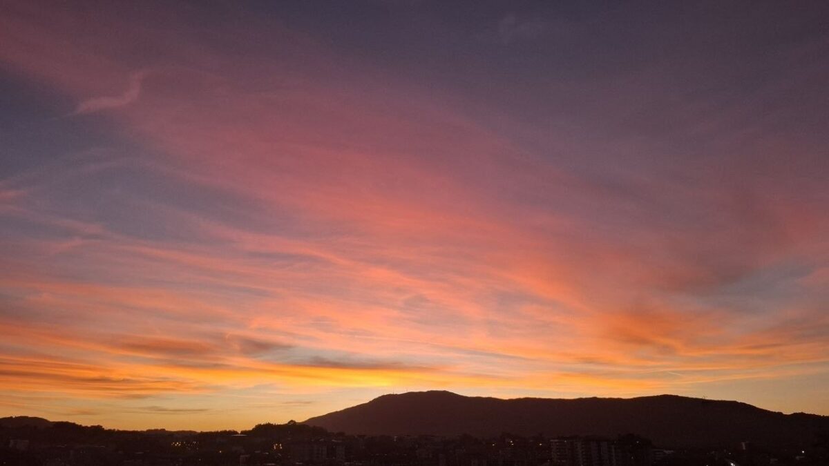 Mito(poli)poética encarnada